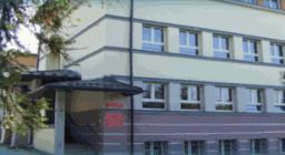 Budynek Zespołu Szkół Publicznych w Kleczy Dolnej